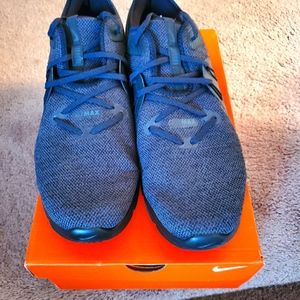 Nike Men's Air Max Black Running Sneaker (14 Men)
